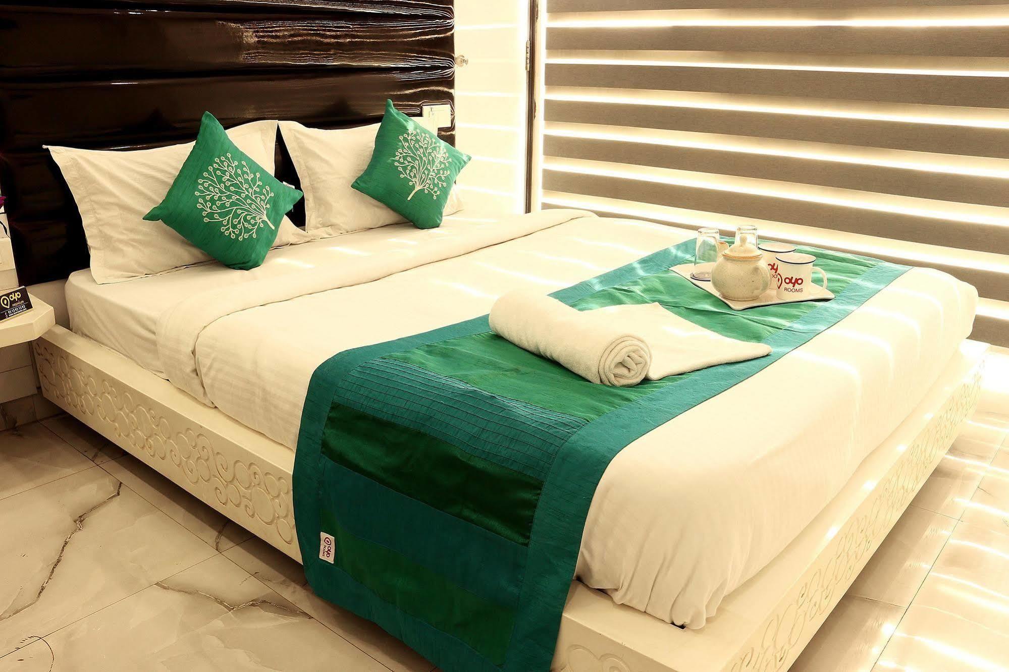 Hiland Inn كولكاتا المظهر الخارجي الصورة